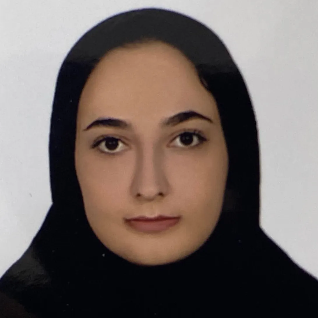 نگین آبرومند