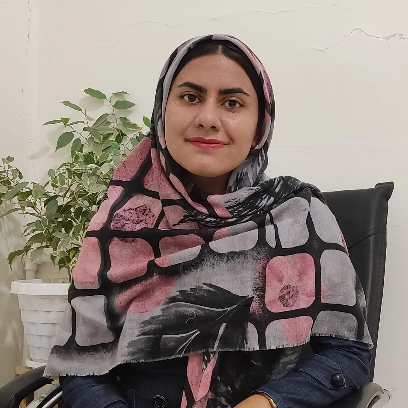 زهره حاجی زاده