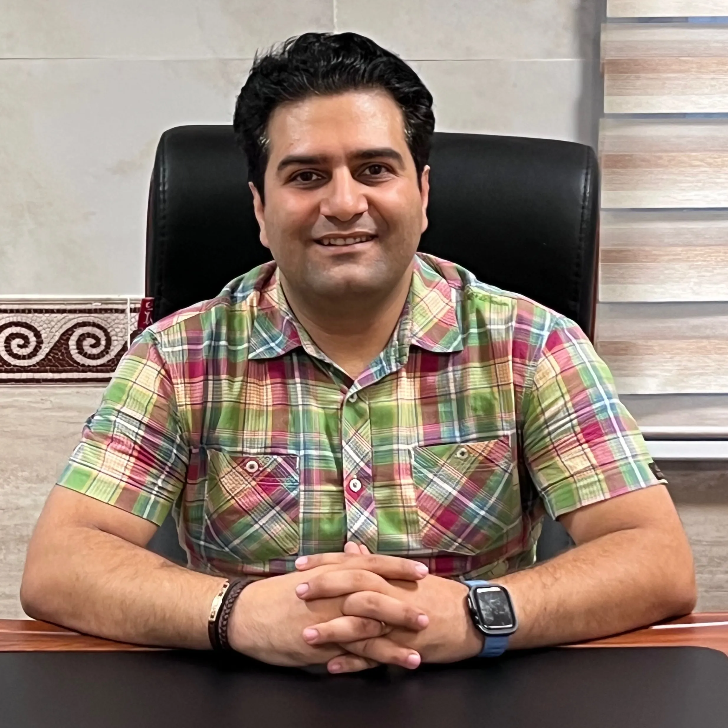 دکتر جواد محمد علی زاده