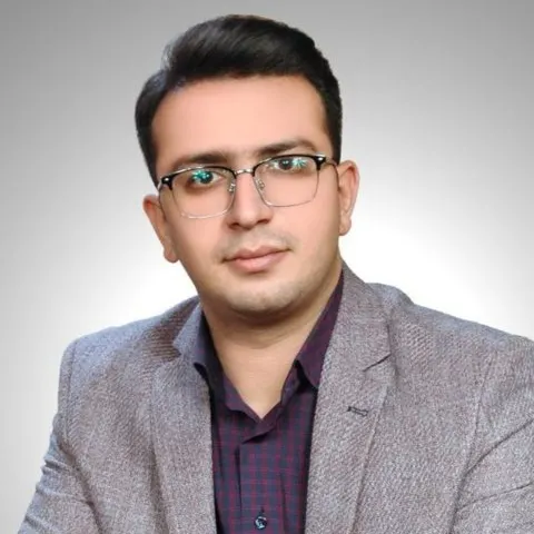 میثم اشرفی