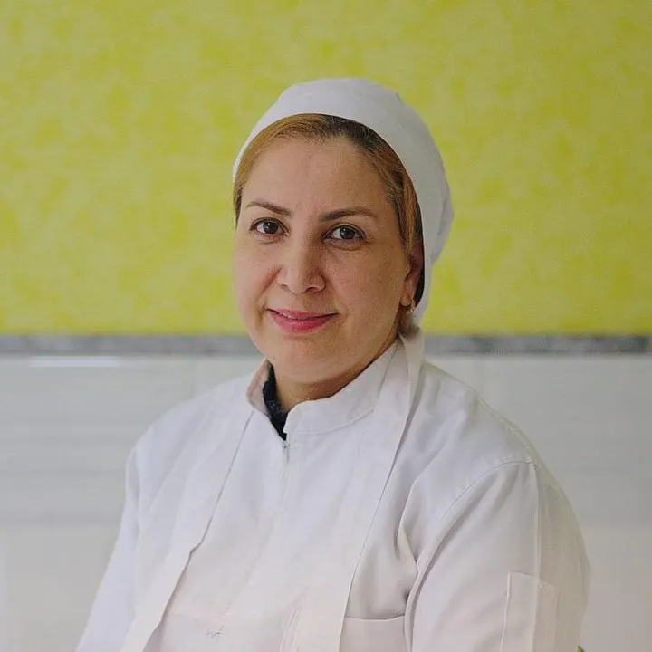 دکتر پروا فروتن نژاد