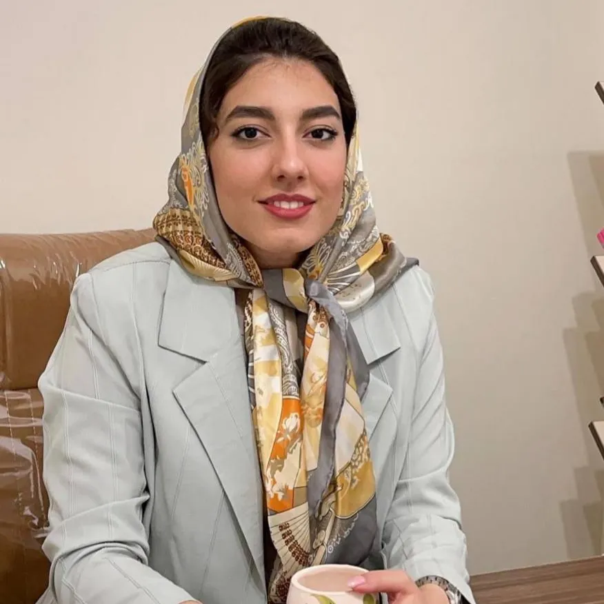 دکتر نسیم حمزه زاده