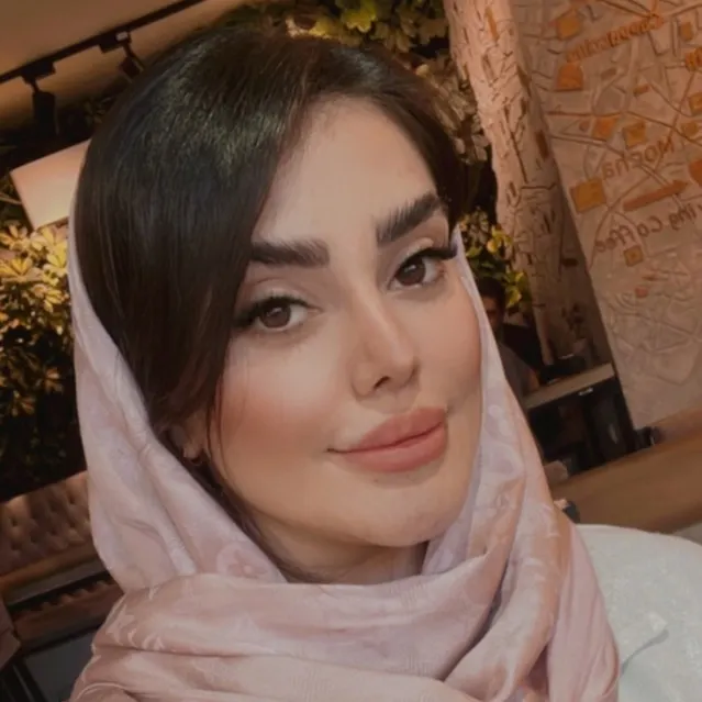 دکتر سارا همایونی مجد