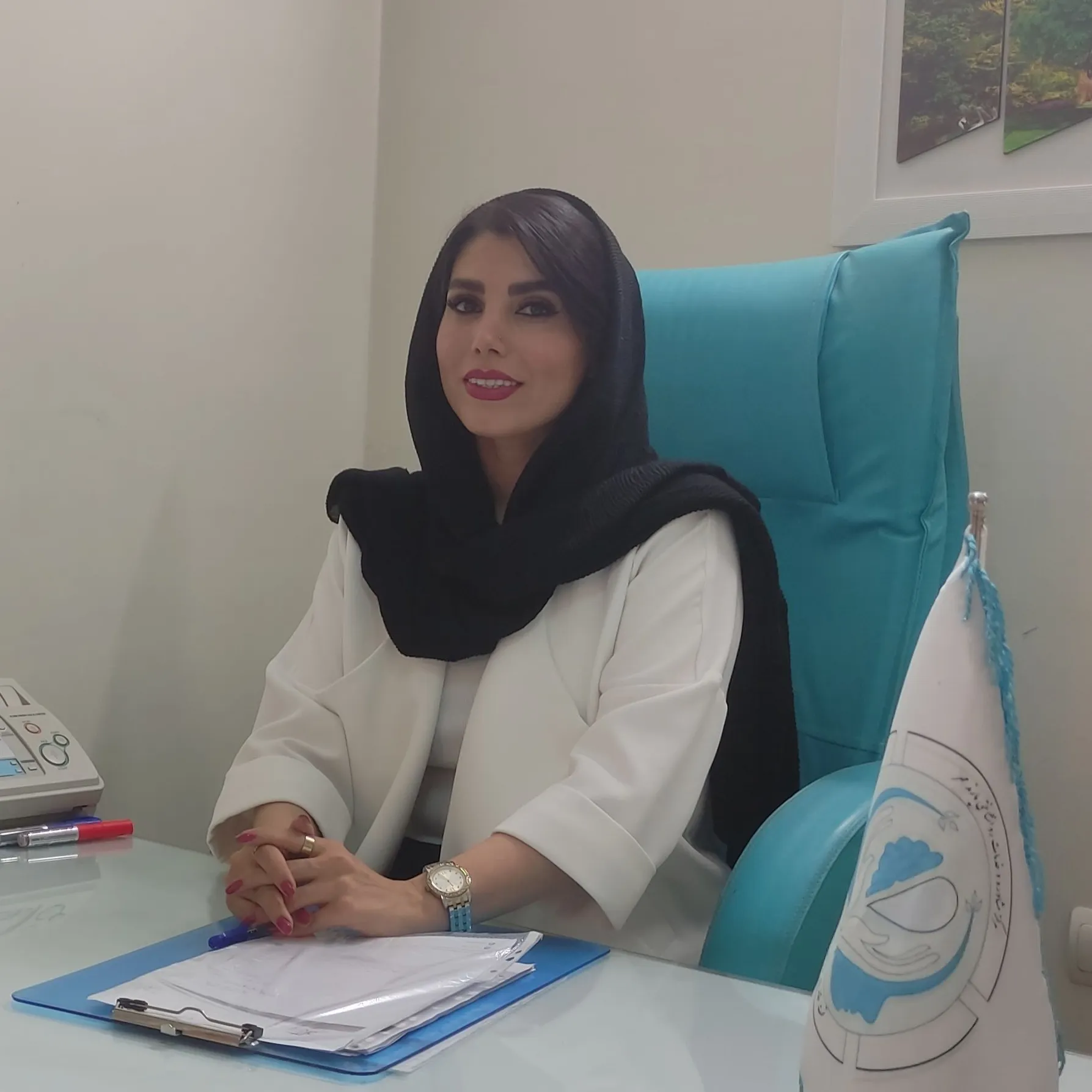 مینا صمدی