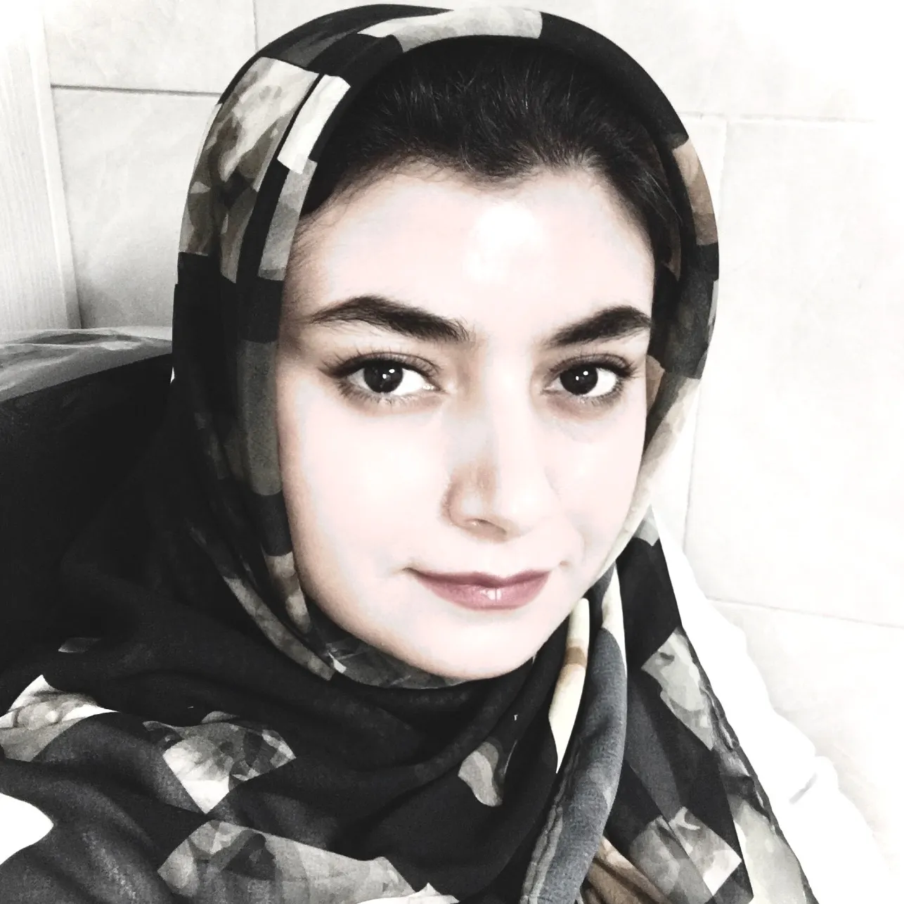 طاهره قبله وی
