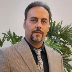 دکتر فرهاد غلامی