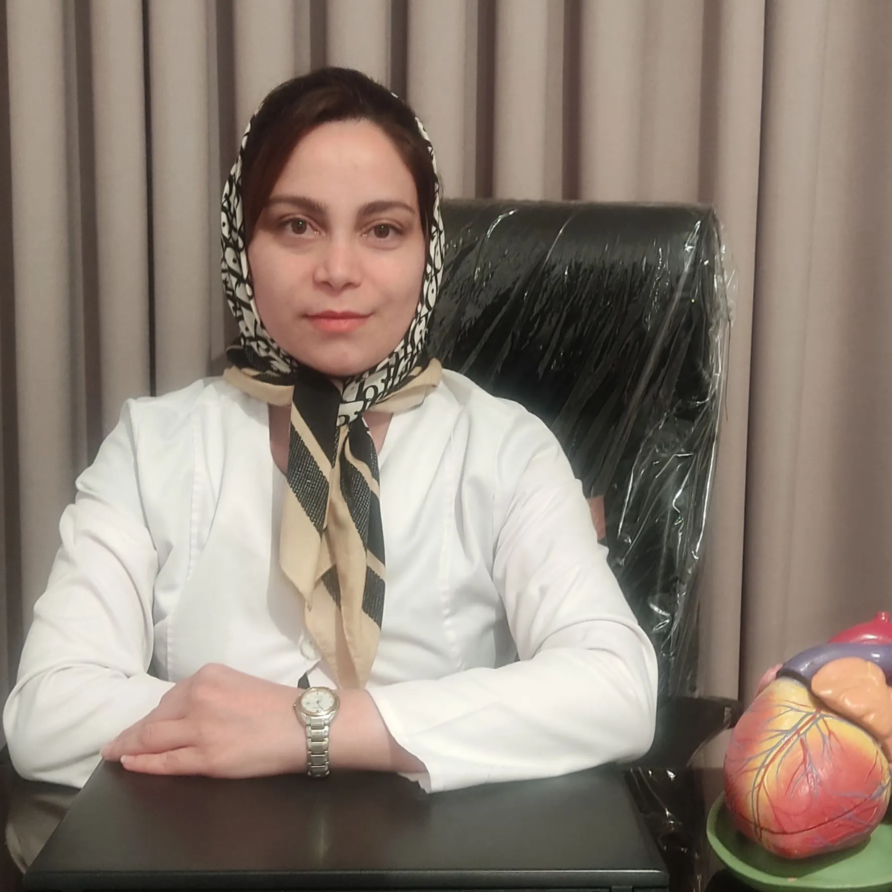 دکتر سلمی پورآریا