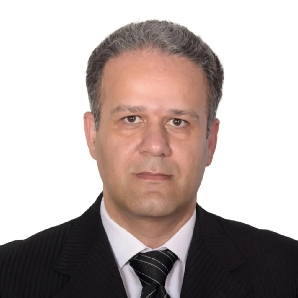 دکتر فرهاد فوتمی
