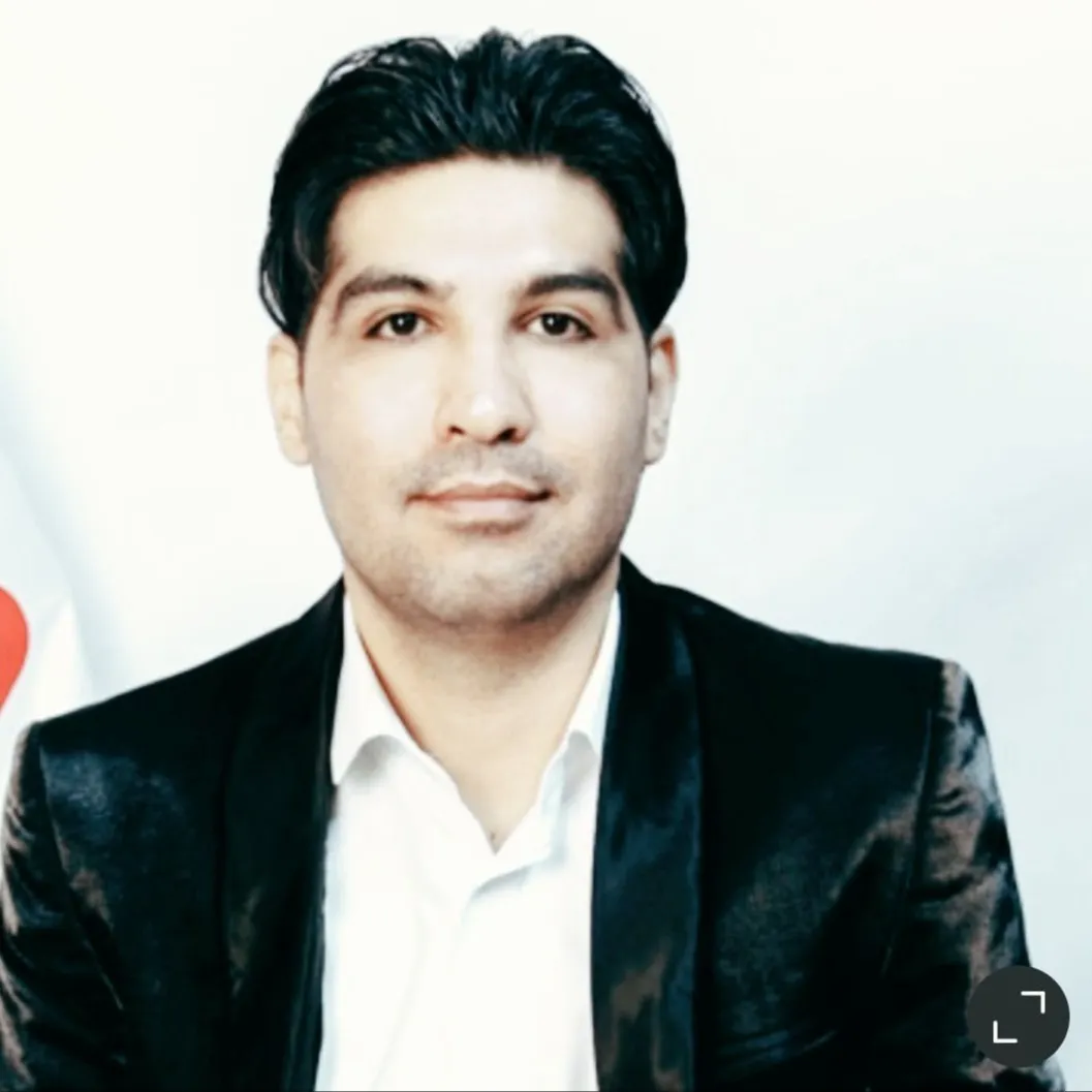 مسعود ماه رو