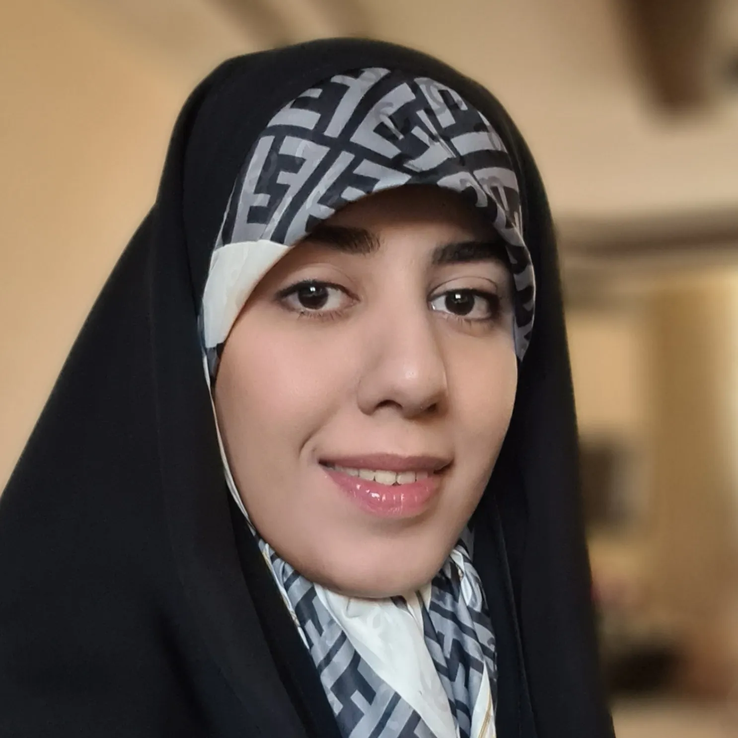 محدثه نفری