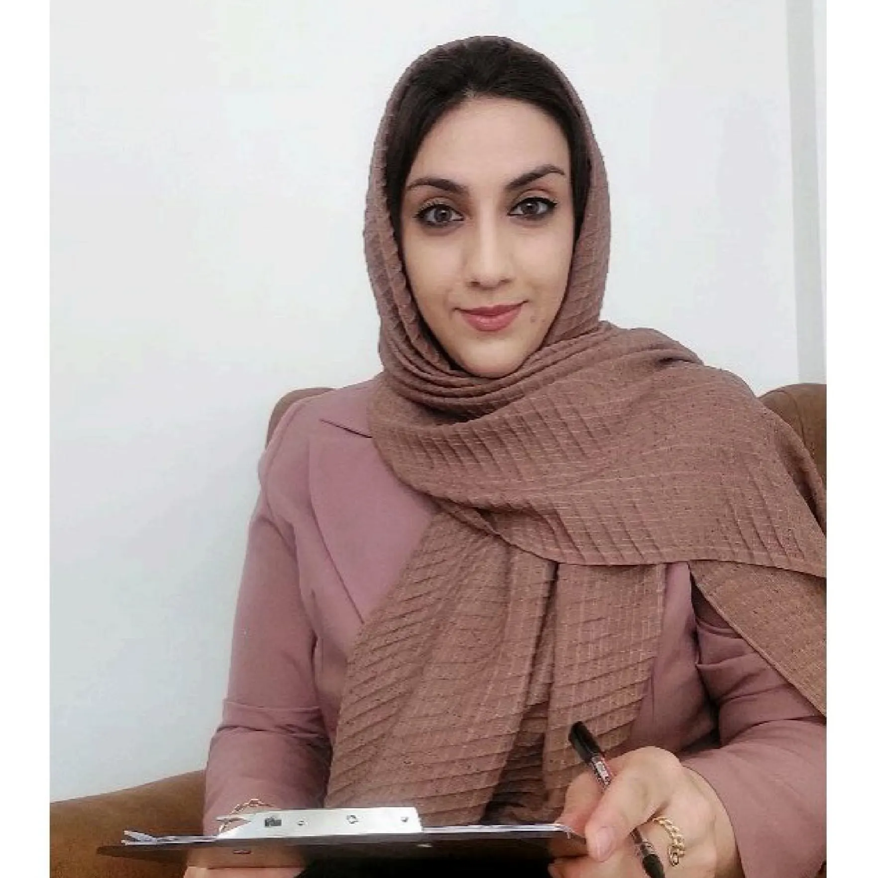 ساناز حسنخانی
