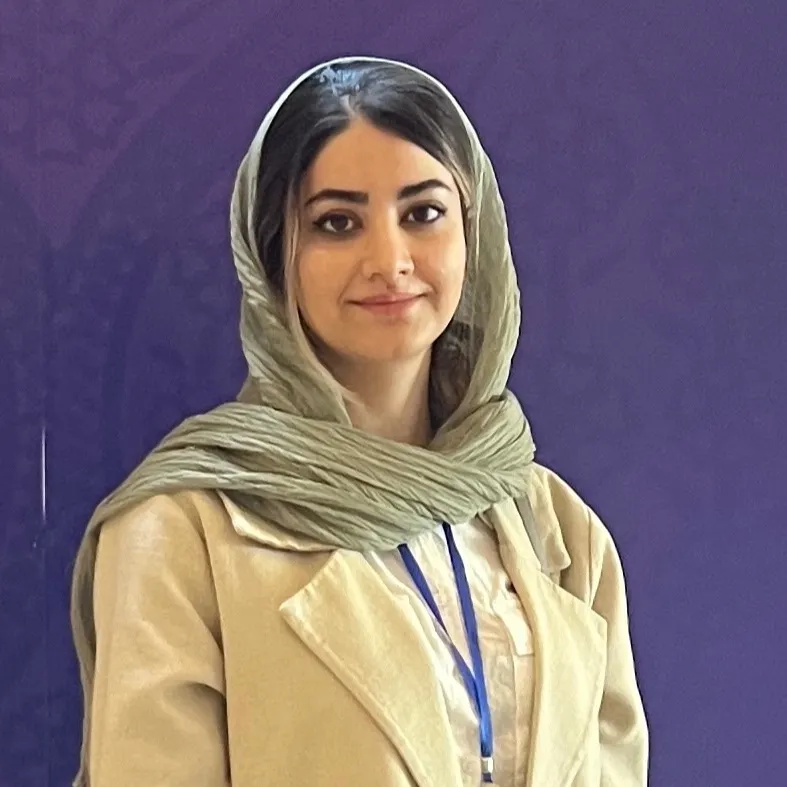 دکتر فرشته احمدی