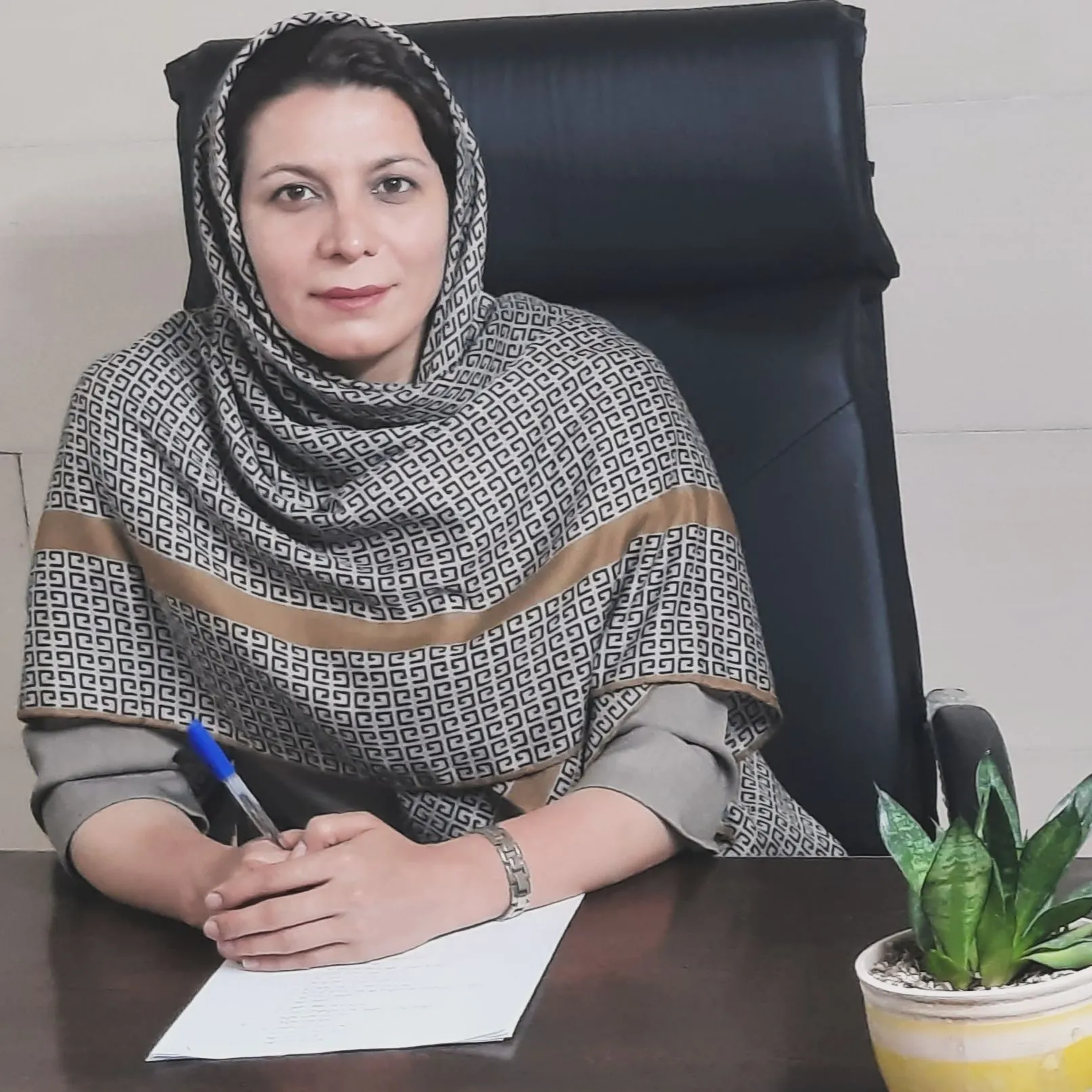 عاطفه برزگری سراسکانرود