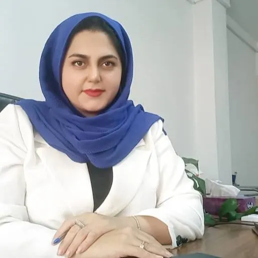 مریم آذری فر