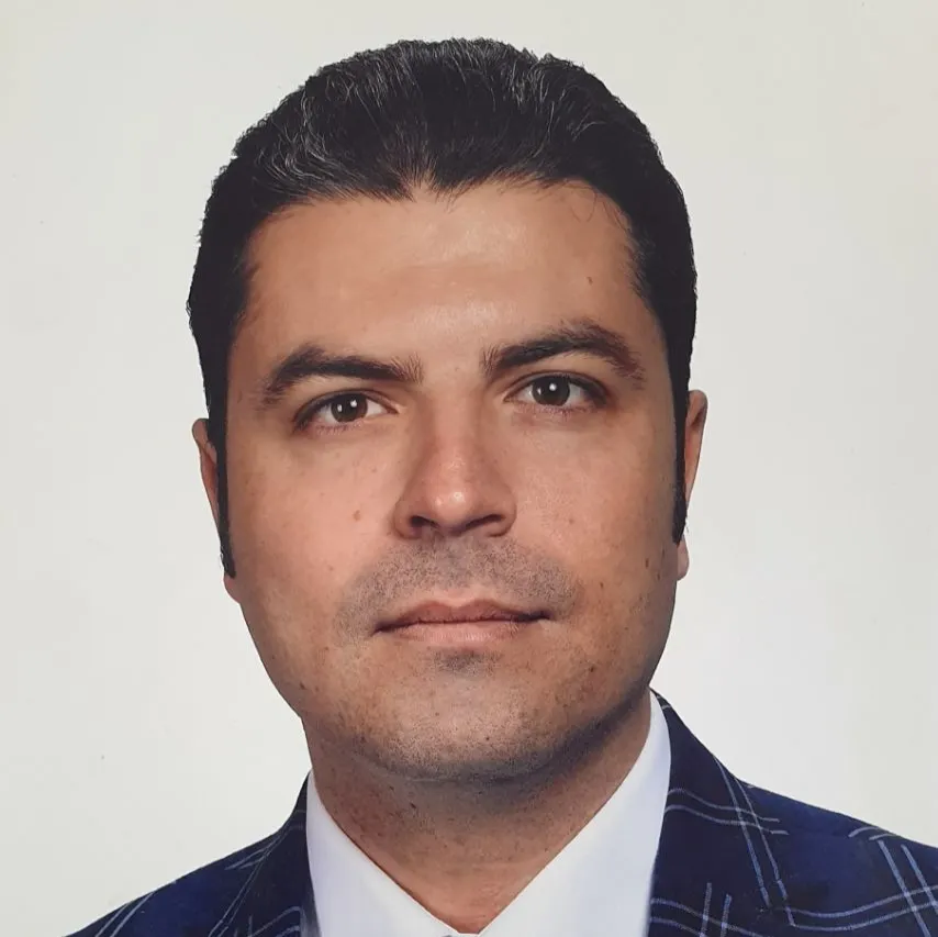 دکتر رضا هادی