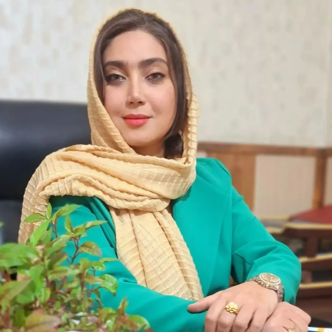 طناز بهنام شیرازی