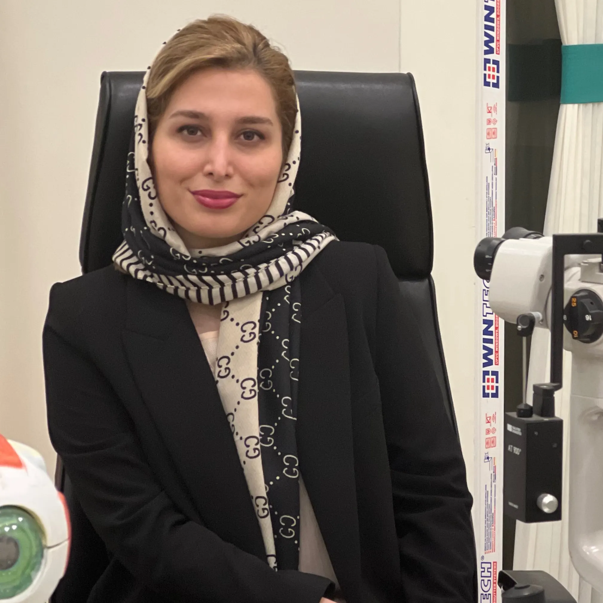 دکتر مهیا گلعلی پور