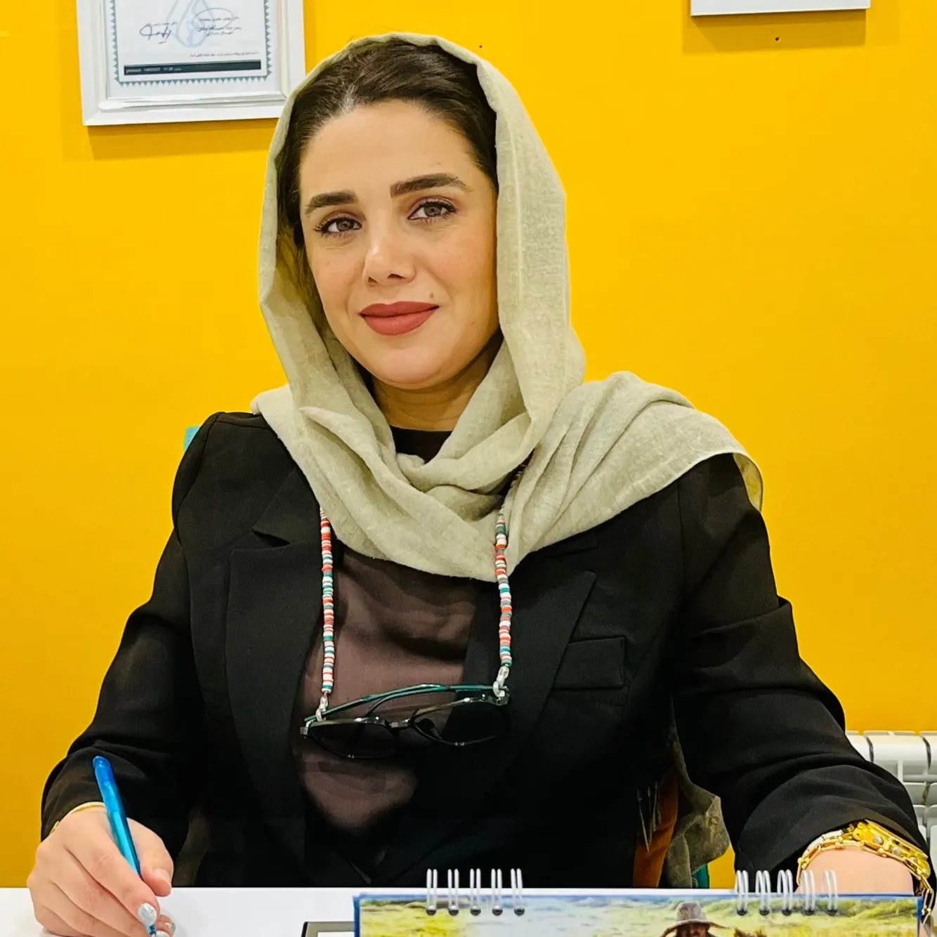 دکتر ساره معادی راد