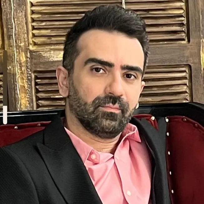 دکتر علی نیک نشان