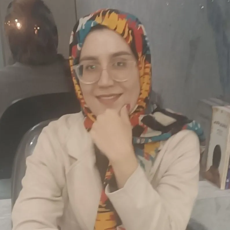 زینب علی زاده آیسک