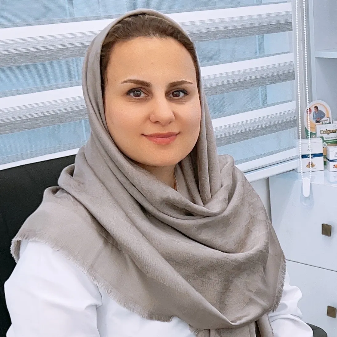 دکتر یاسمن هژبرالساداتی