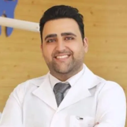 دکتر علی سروش نیا