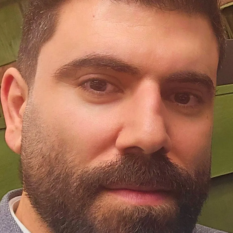 دکتر هادی روان بد