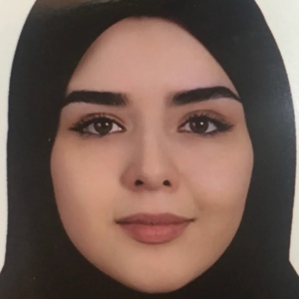 زهرا شاد