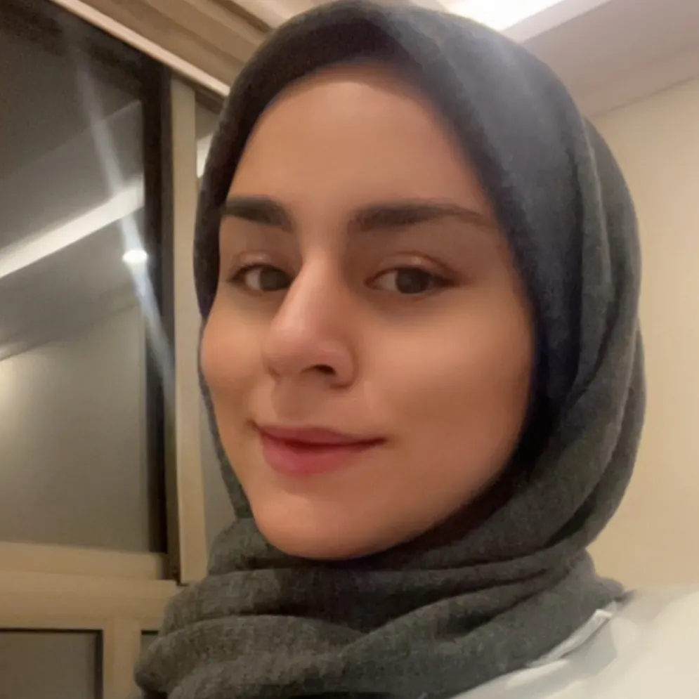 نرگس صدری