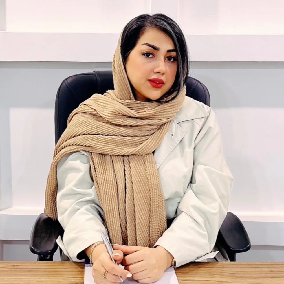 ساره احمدی مقدم
