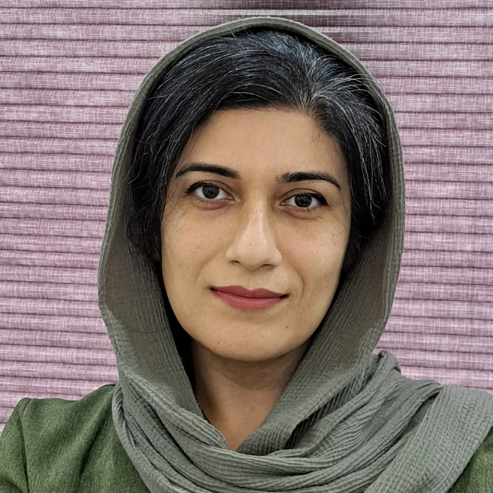سکینه مهدی زاده