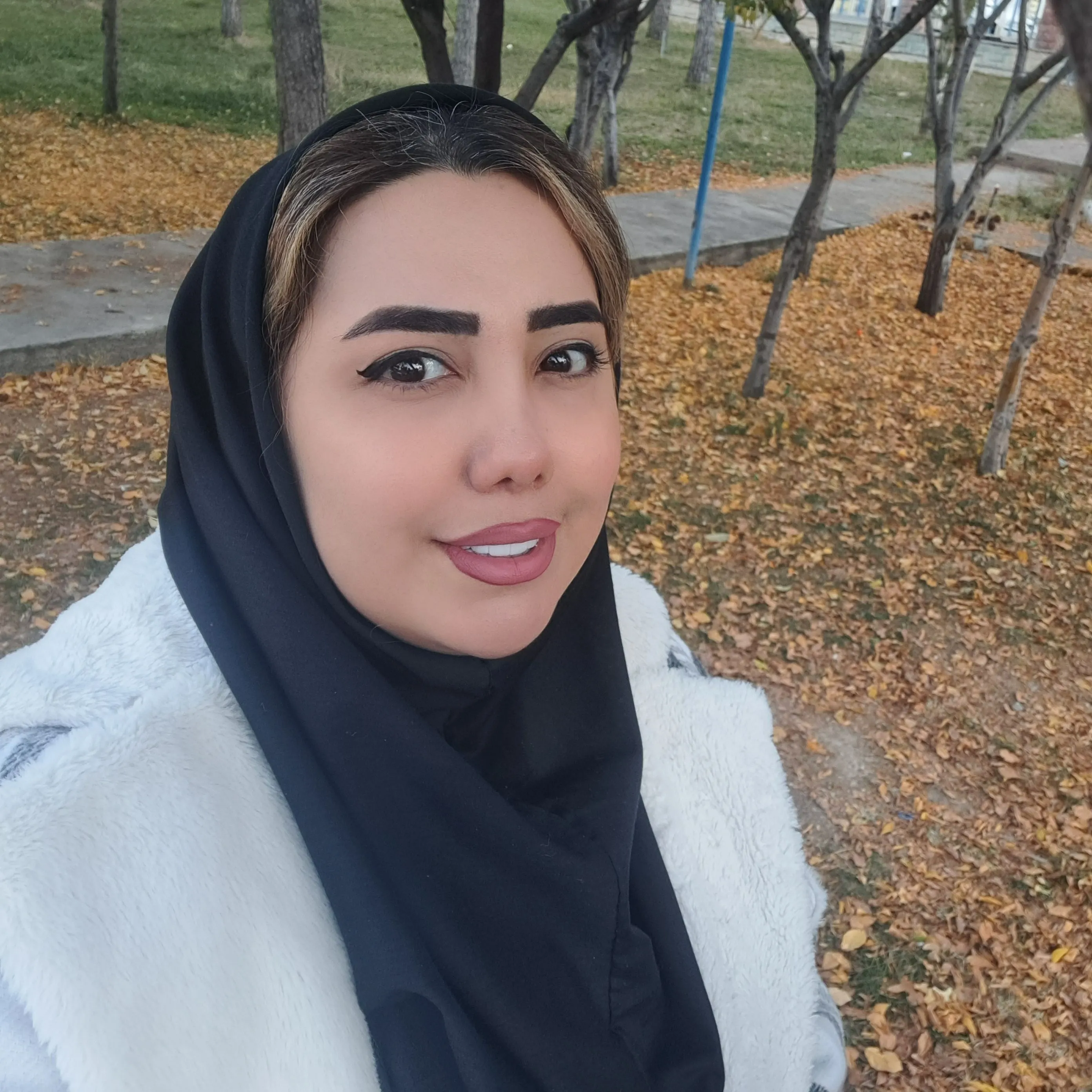 زینب گل خرمی