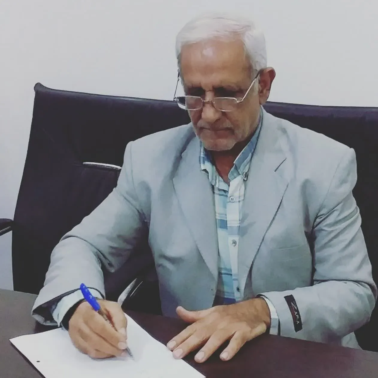 صادق حسن نژاد اسفندانی