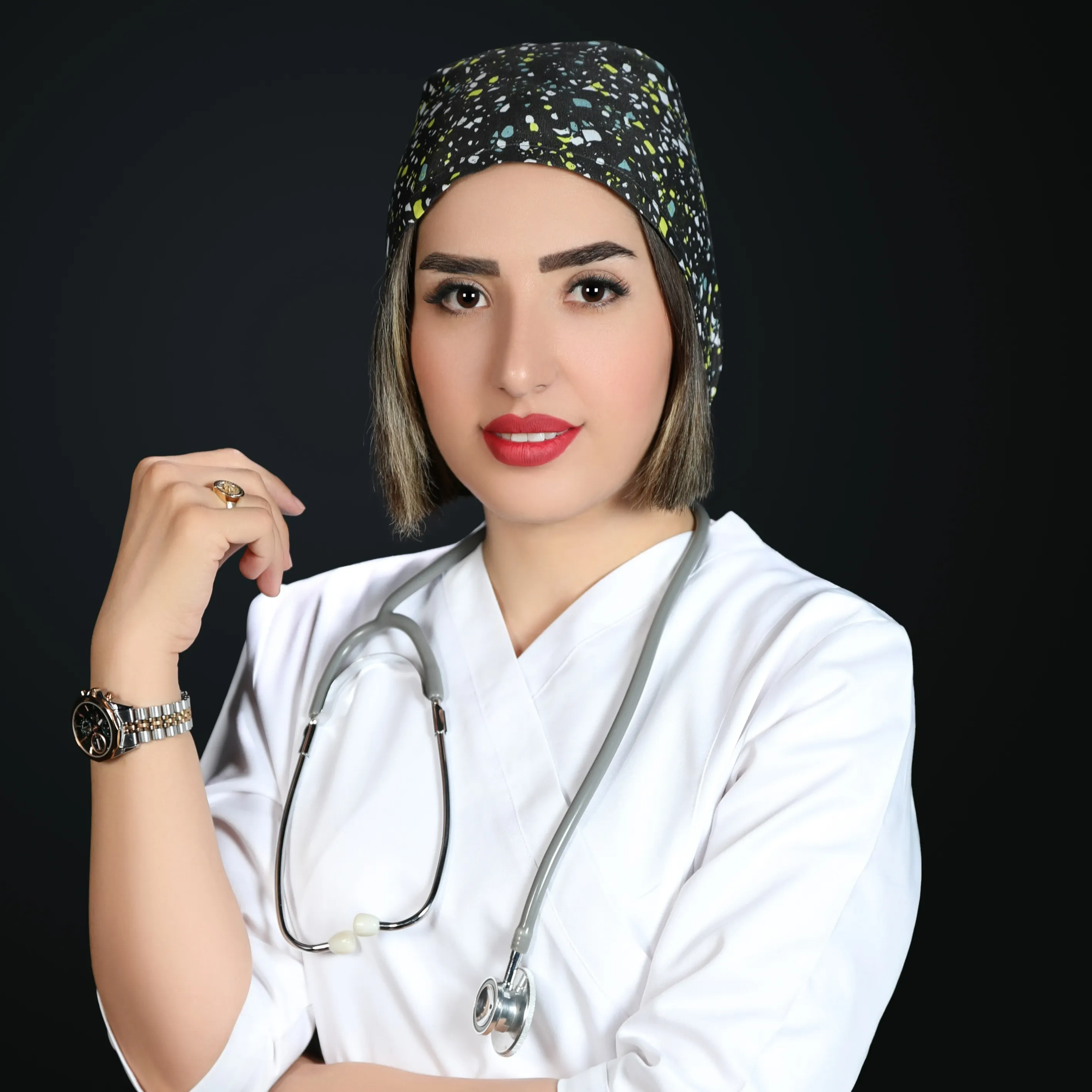 زیبا گرگینه