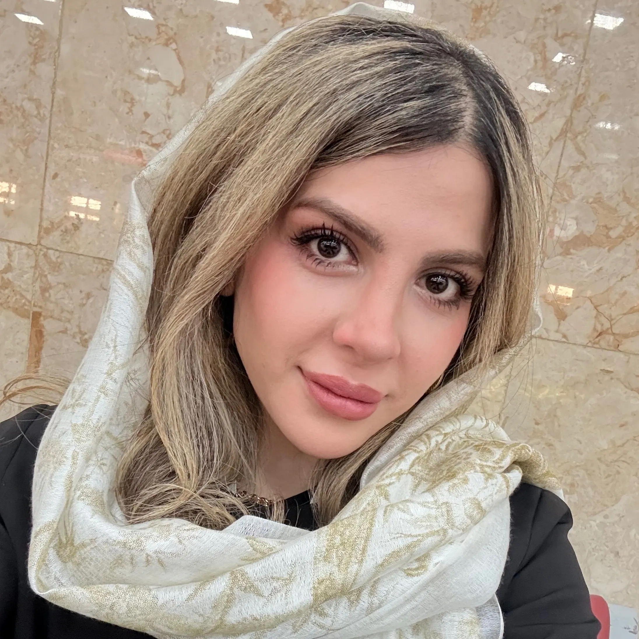 دکتر سارا کلاری