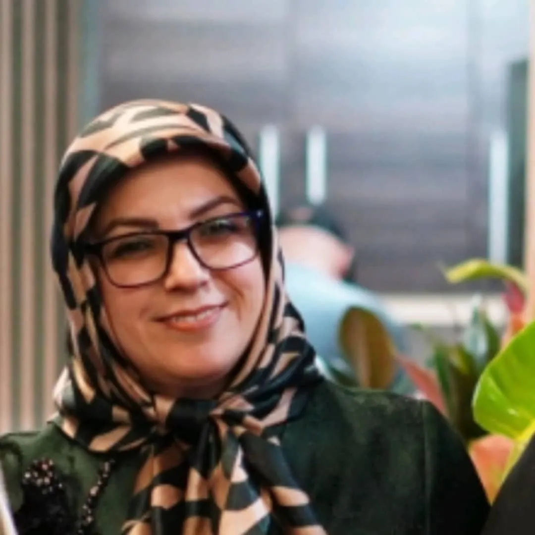 یاسمن هاشمی