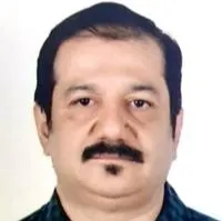 دکتر احمد آدم بیک