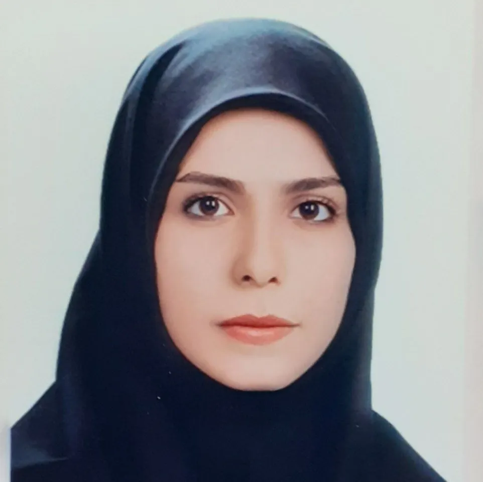 مهسا هاشمی