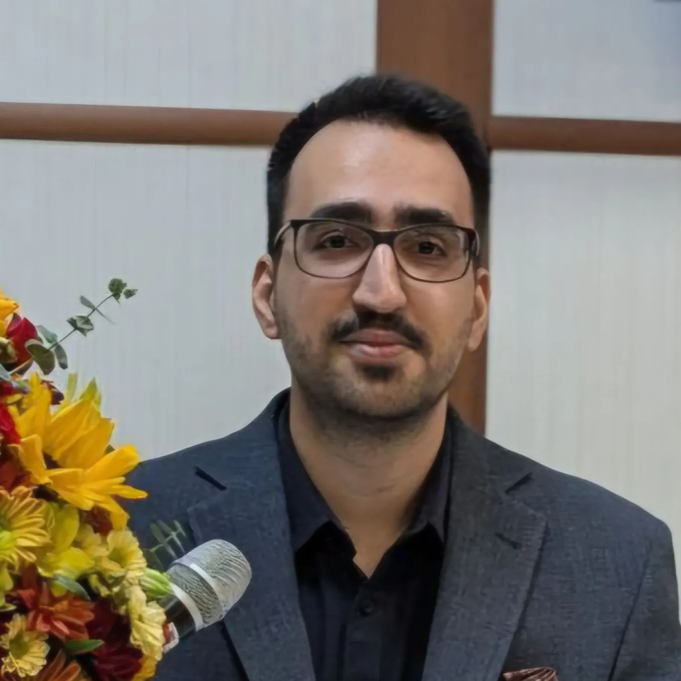 دکتر امیررضا سلامت شریف