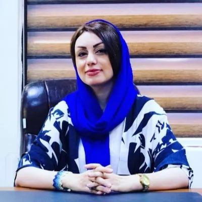 عاطفه ریاحی فر