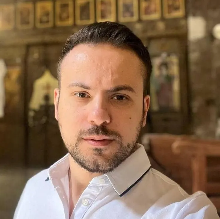 دکتر ساسان نوشیروانی