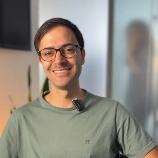 مهرشاد شادلو