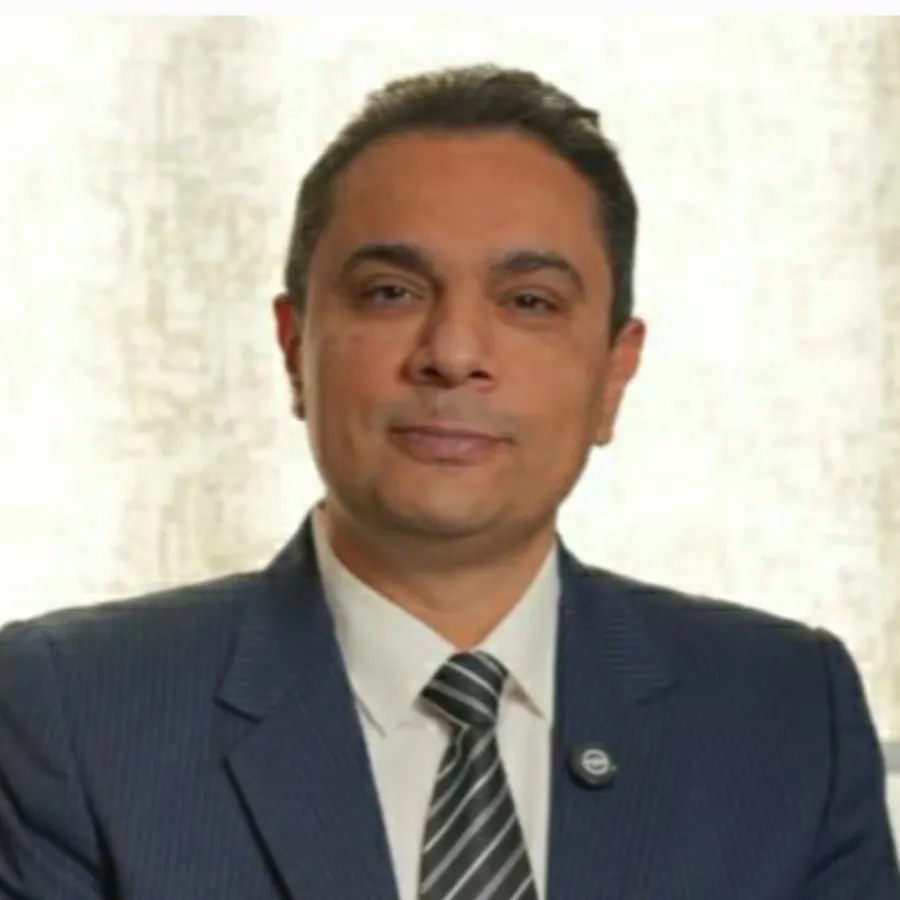 دکتر اسمعیل خلاقی