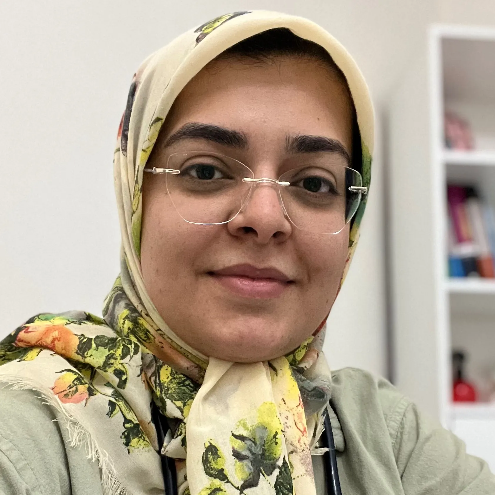 دکتر کیمیا ایران منش