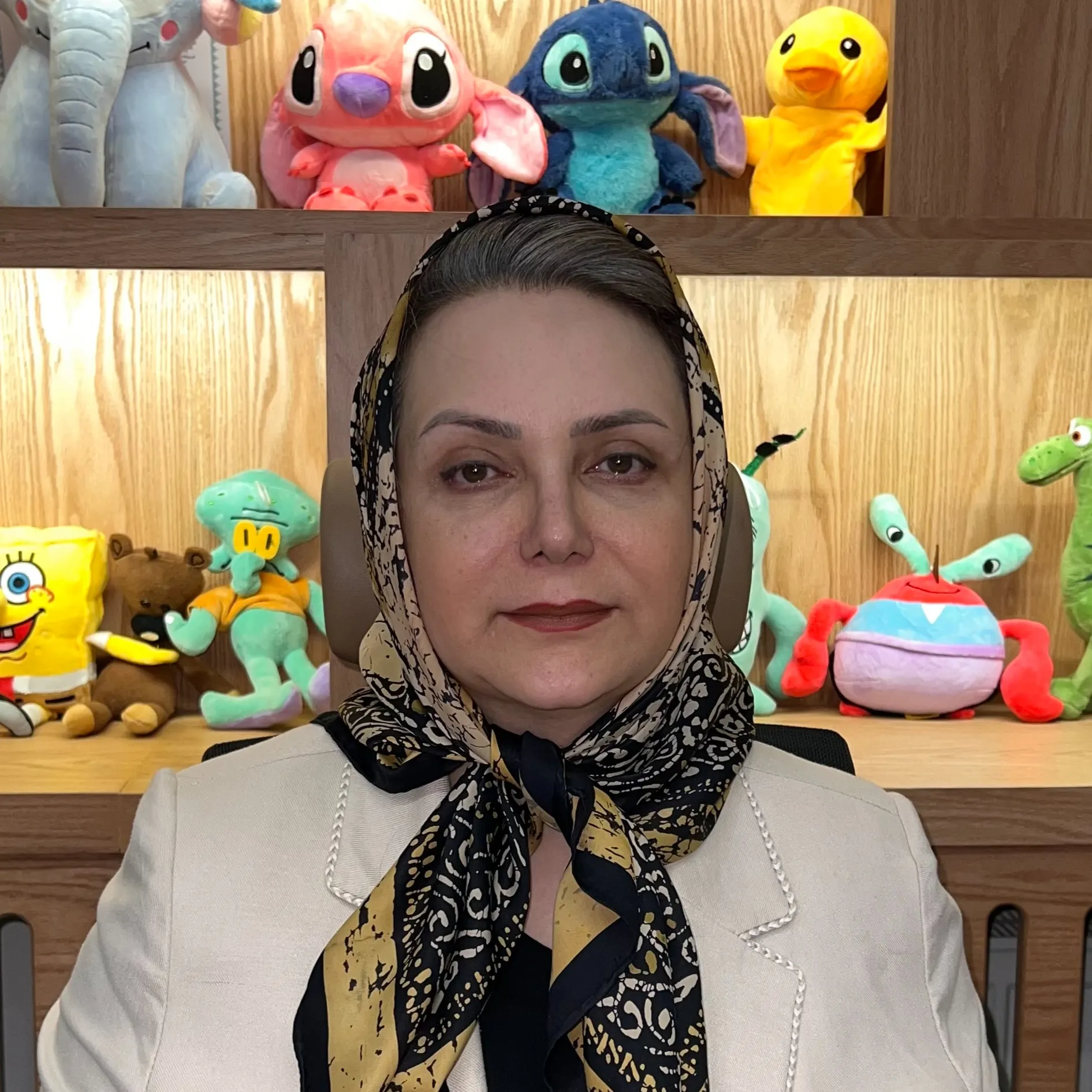 دکتر لوئیزا توسلیان