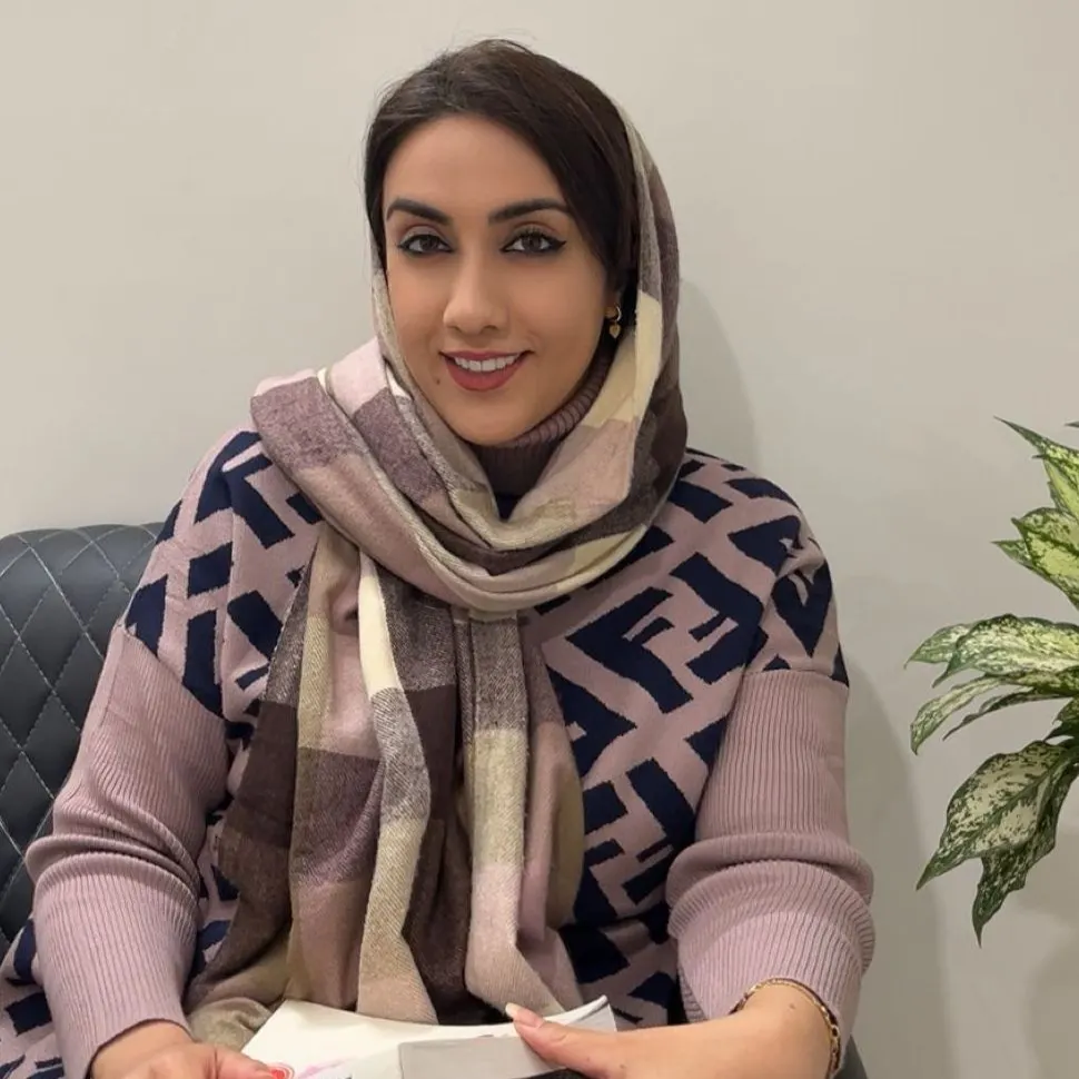 ساناز حسنخانی