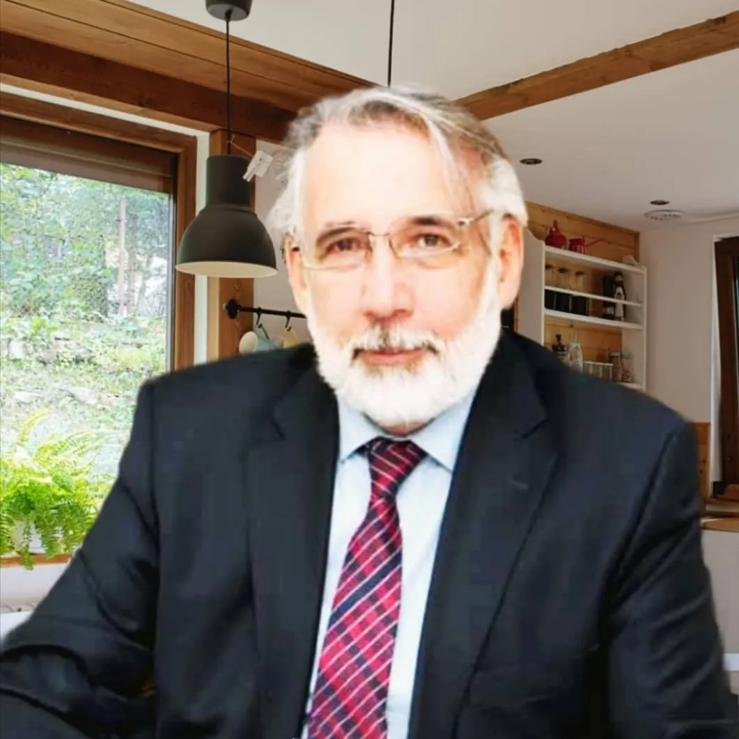 دکتر حسن شمس اسفندآباد