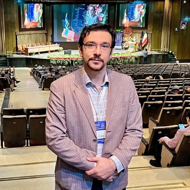 دکتر حسام امینی