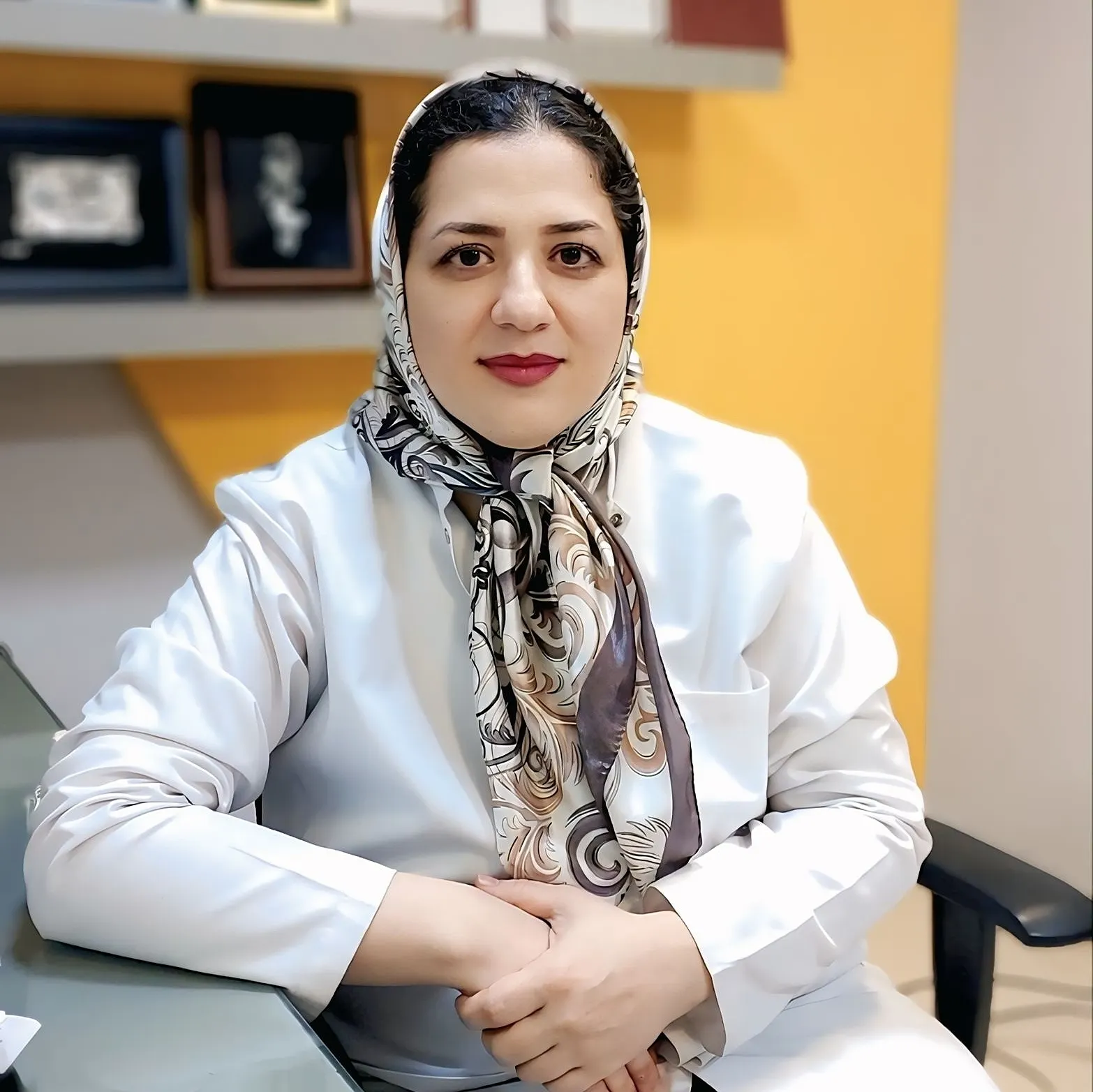 دکتر سارا گلابی