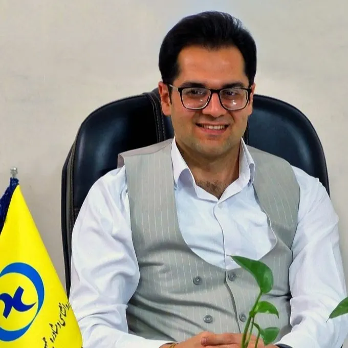 رضا شاکری